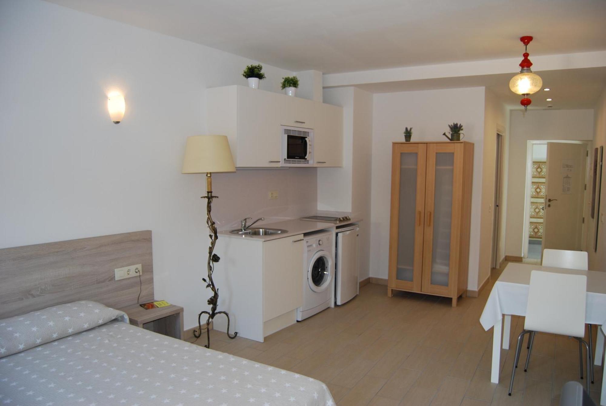 Apartaments Fonda Comerc Турруеля-да-Монґрі Екстер'єр фото